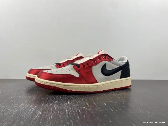 Room Air Low Jordan OG Trophy Away FN0432-100 1 x 0615